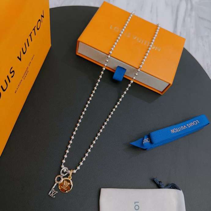 Picture of LV Necklace _SKULVnecklace08cly1812442